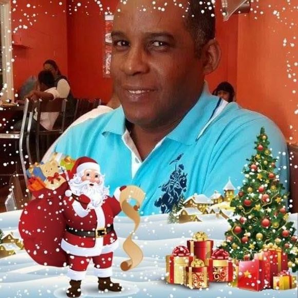 Meet your Posher, Alex - Picture 1 of 1